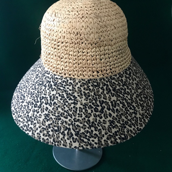 Straw Hat - Picture 1 of 3